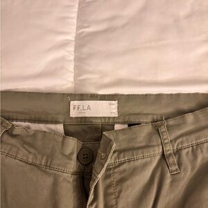 Men's Cargo Pants - Tan